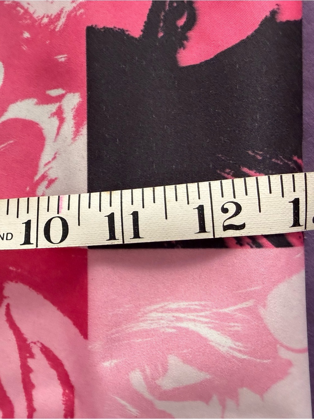 VS Pink Graphic Tote Bag with Black Handles - Picture 5 of 6
